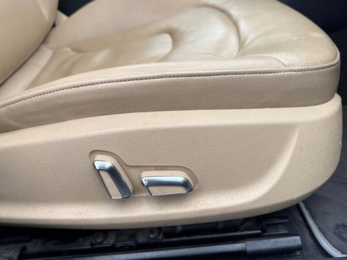 Used 2013 Audi A4 2.0T Premium Plus w/ Premium Plus Pkg image 23