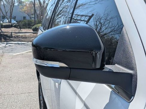 New 2026 Ford Expedition Active RWD image 12