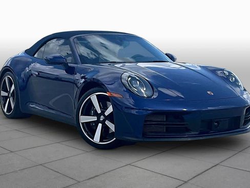 Used 2025 Porsche 911 Carrera RWD image 2