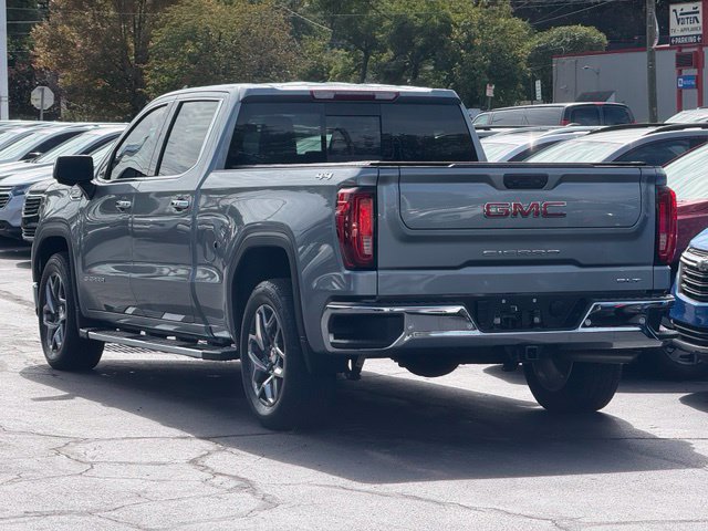 Used 2024 GMC Sierra 1500 SLT w/ SLT Premium Package AWD/4WD image 5