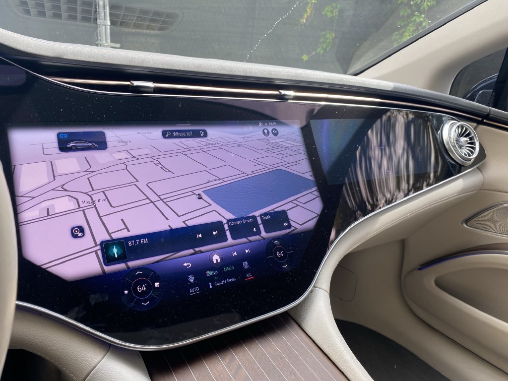Certified 2022 Mercedes-Benz EQS 580 4MATIC Sedan image 7