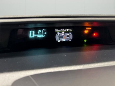 Used 2014 Toyota Prius C Four image 25