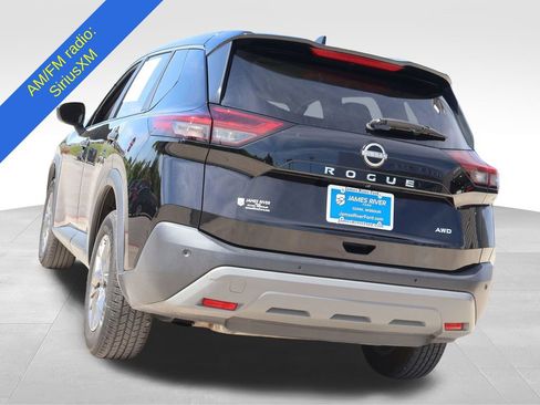 Used 2023 Nissan Rogue S AWD/4WD image 3