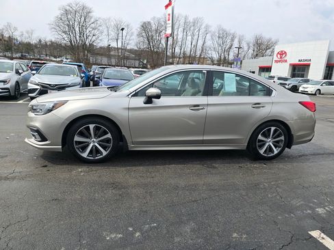 Used 2018 Subaru Legacy 2.5i Limited image 3