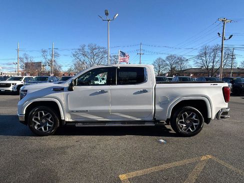 Certified 2022 GMC Sierra 1500 SLT w/ SLT Premium Plus Package image 4