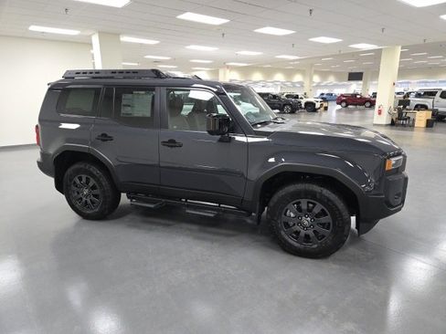 New 2026 Toyota Land Cruiser Base image 6