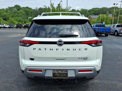 Used 2023 Nissan Pathfinder Platinum AWD/4WD image 8