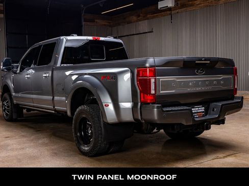 Used 2022 Ford F350 Limited image 6