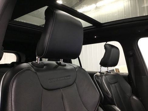 Used 2021 Jeep Grand Cherokee L Overland w/ Luxury Tech Group IV image 24