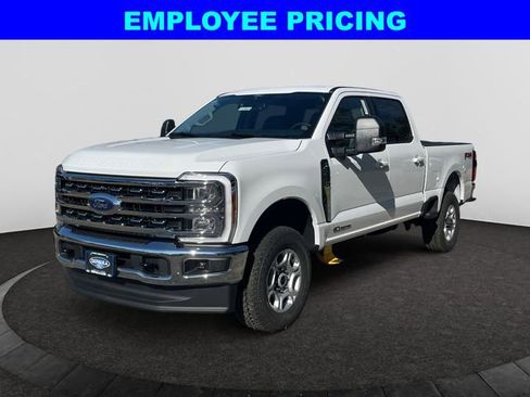 New 2026 Ford F350 XLT w/ XLT Premium Package AWD/4WD image 1