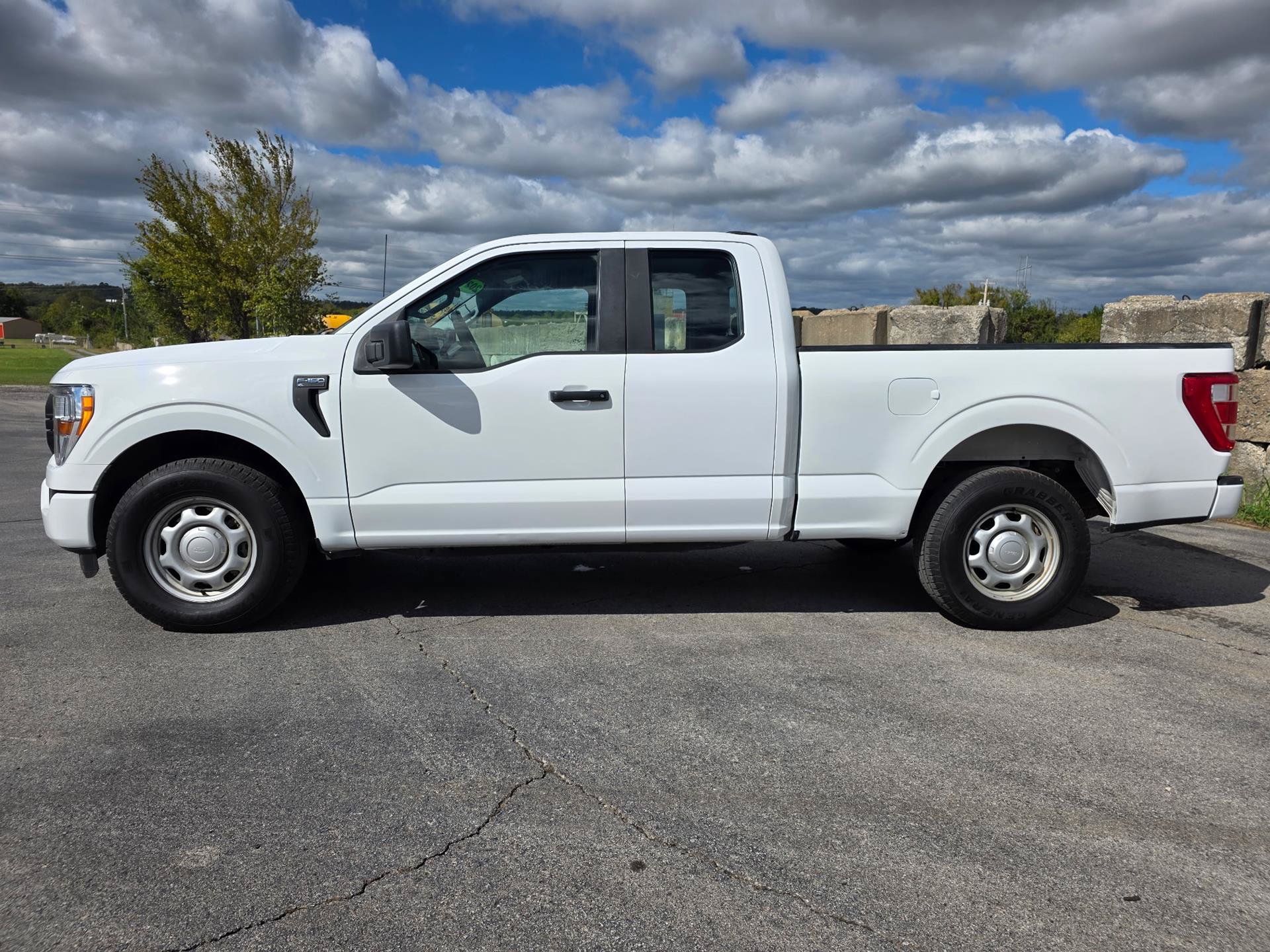 Used 2021 Ford F150 XL w/ Equipment Group 101A High RWD image 7