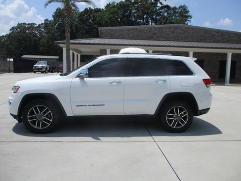 Used 2020 Jeep Grand Cherokee Limited AWD/4WD image 1
