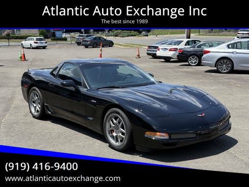 Used 2004 Chevrolet Corvette Z06 w/ Memory Package RWD image 1