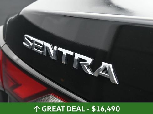 Used 2024 Nissan Sentra SV image 18