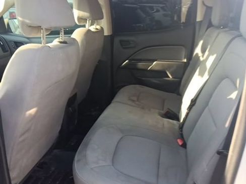 Used 2015 GMC Canyon 2WD Crew Cab w/ Convenience Package image 7