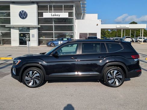 Certified 2024 Volkswagen Atlas SE FWD image 3