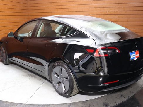 Used 2023 Tesla Model 3 Standard Range image 34