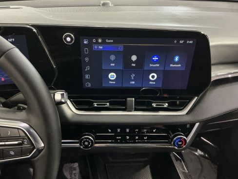 Used 2025 Chevrolet Equinox LT image 26