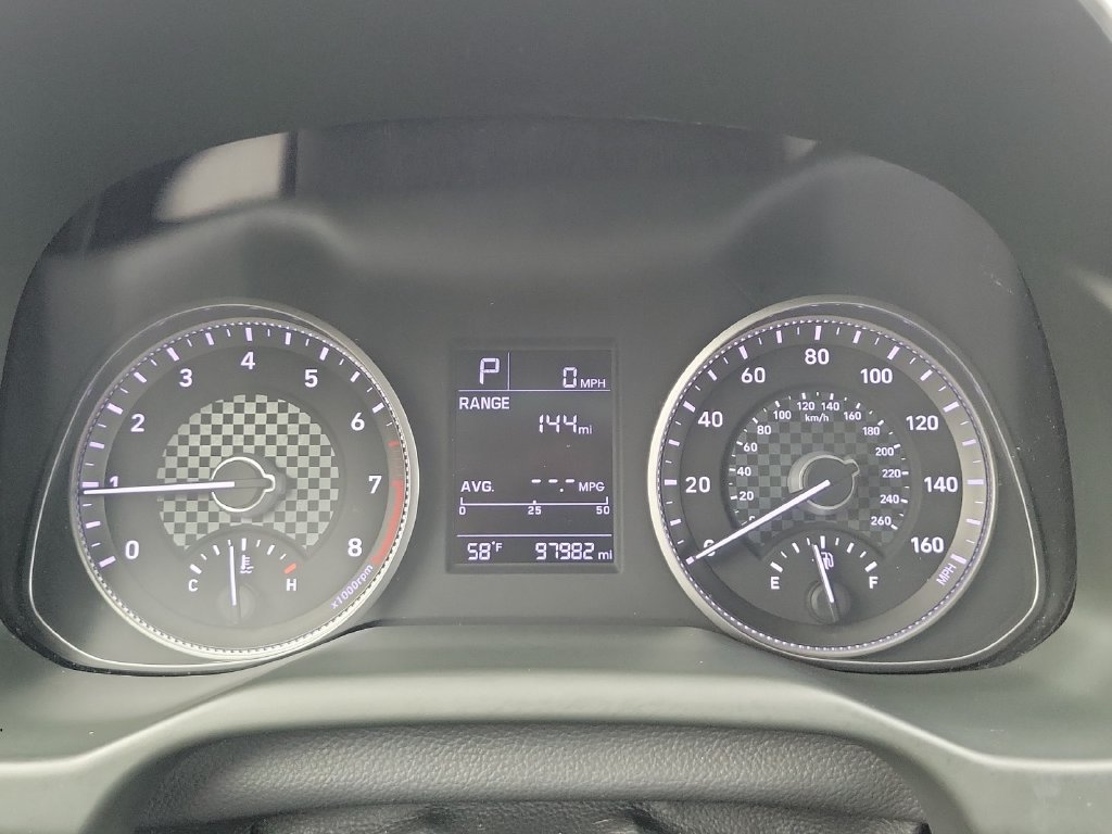 Used 2019 Hyundai Elantra SE FWD image 16