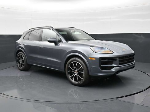 New 2026 Porsche Cayenne AWD/4WD image 27