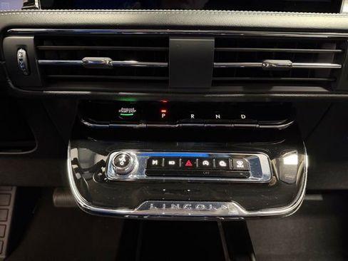 Used 2024 Lincoln Corsair AWD w/ Equipment Group 101A image 32