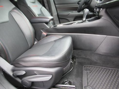 Used 2022 Jeep Compass Trailhawk w/ Trailer Tow Group image 9