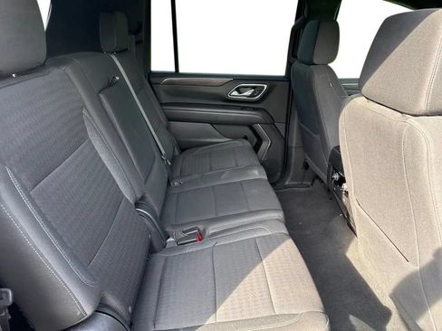 Used 2023 Chevrolet Suburban LS AWD/4WD image 31