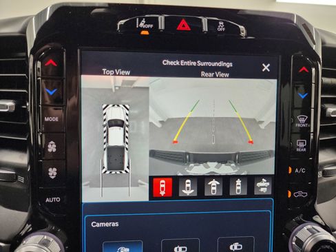 Used 2022 RAM 3500 Big Horn w/ Level B Equipment Group image 58