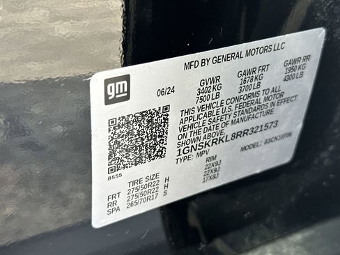 Used 2024 Chevrolet Tahoe RST w/ Sport Performance Package image 36