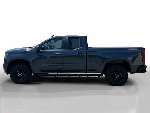 Used 2019 Chevrolet Silverado 1500 Custom Trail Boss w/ Custom Convenience Package AWD/4WD image 2