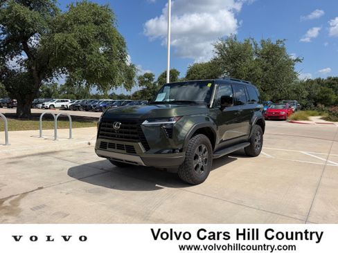 Used 2024 Lexus GX 550 AWD/4WD image 1