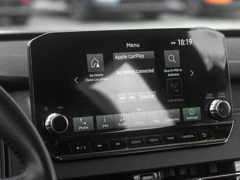 Used 2024 Mitsubishi Outlander SE Black Edition image 24