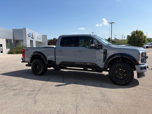 New 2026 Ford F250 Lariat w/ Black Appearance Package AWD/4WD image 4