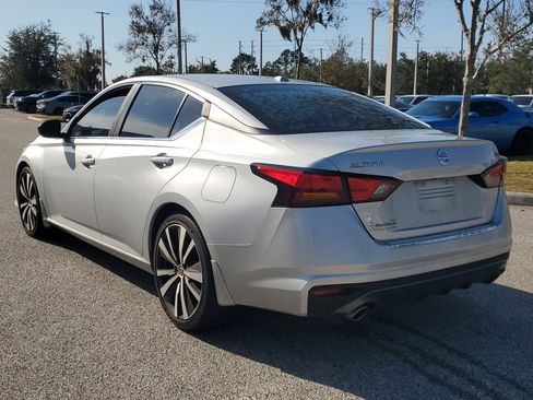 Certified 2019 Nissan Altima 2.5 SR w/ SR Premium Package image 8