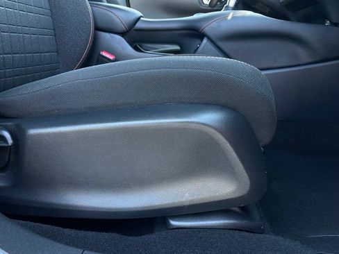 Certified 2024 Honda HR-V Sport image 30