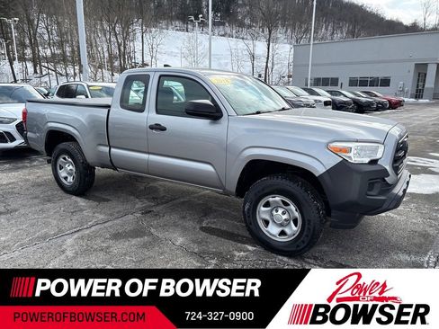 Used 2018 Toyota Tacoma SR image 7