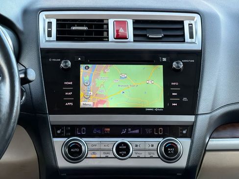 Used 2015 Subaru Outback 2.5i Limited image 29