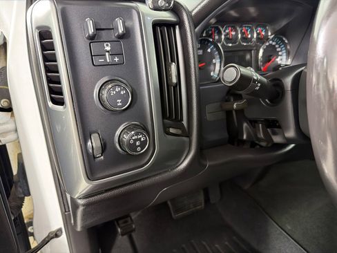 Used 2016 Chevrolet Silverado 2500 LT w/ LT Convenience Package AWD/4WD image 14