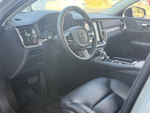 Used 2025 Volvo S60 T8 Plus w/ Climate Package image 11