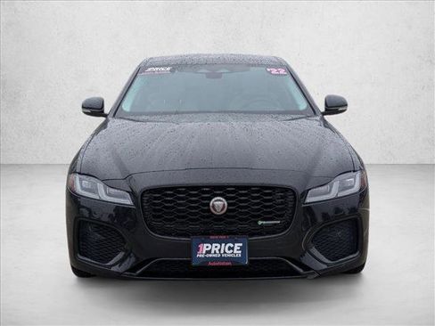 Used 2022 Jaguar XF R-Dynamic SE image 2