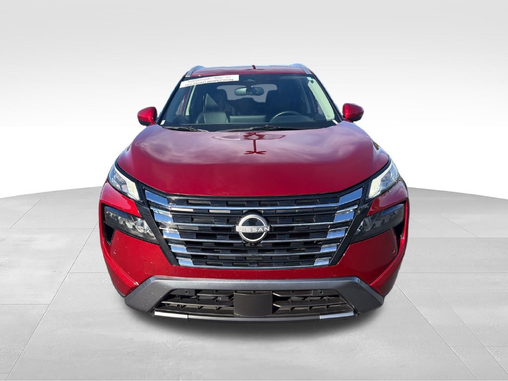 Used 2025 Nissan Rogue SL AWD/4WD image 9