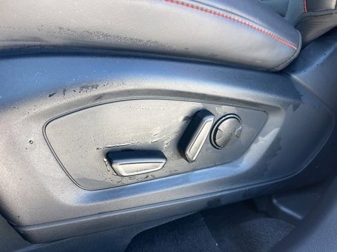 Used 2025 Ford Explorer ST-Line image 13