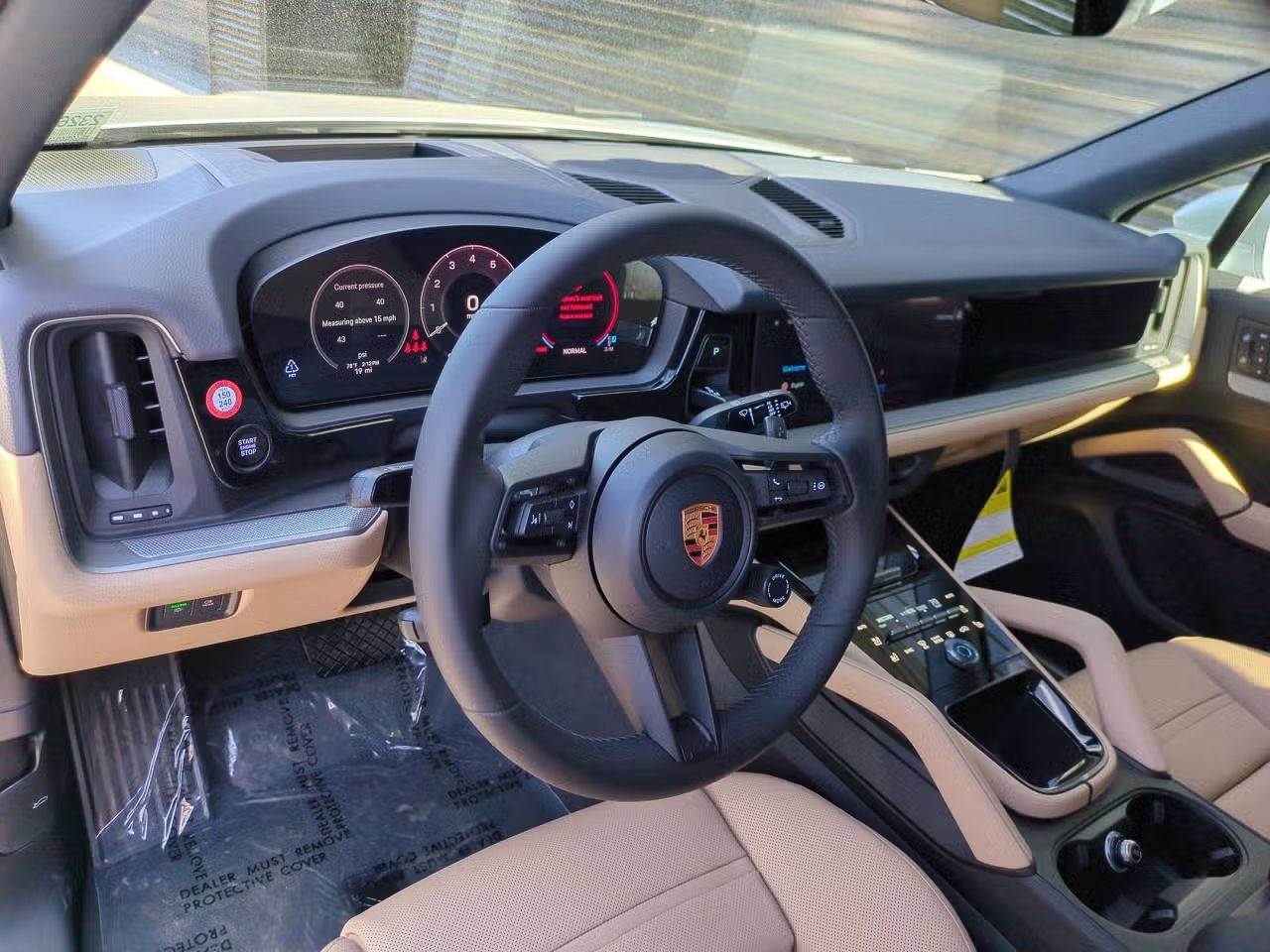 Certified 2026 Porsche Cayenne AWD/4WD image 4