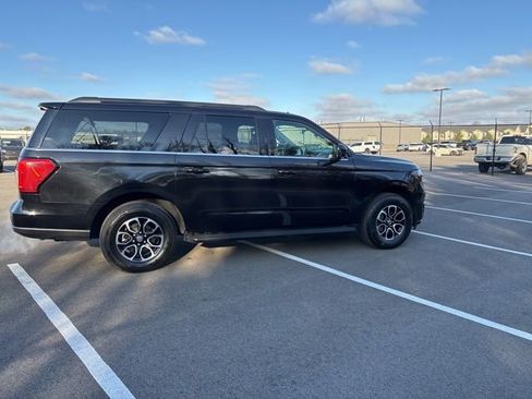Certified 2024 Ford Expedition Max XLT image 5