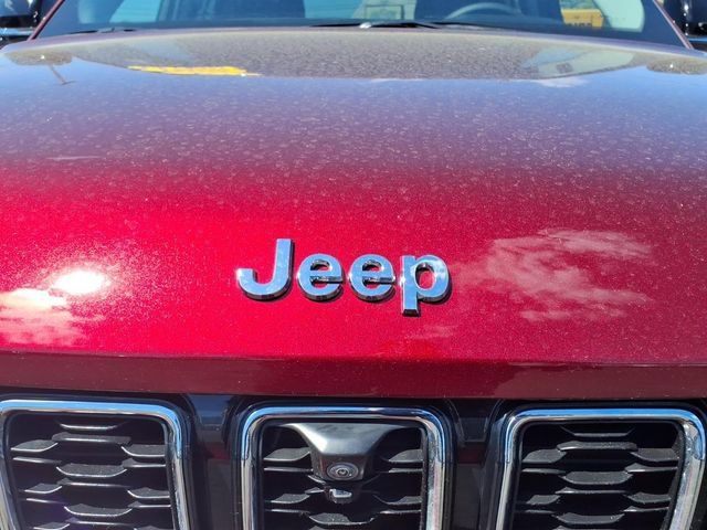 Used 2023 Jeep Grand Cherokee Limited w/ Luxury Tech Group II AWD/4WD image 12