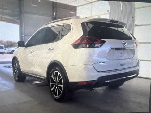 Used 2020 Nissan Rogue SL w/ Premium Package FWD image 14