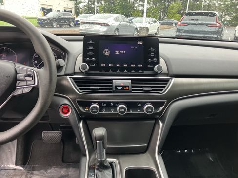 Used 2019 Honda Accord LX image 25
