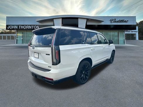Used 2024 Cadillac Escalade Sport Platinum w/ LPO, ONYX Package AWD/4WD image 5