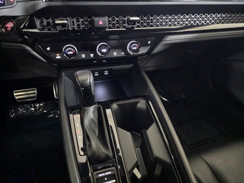Used 2024 Honda Accord Sport image 28