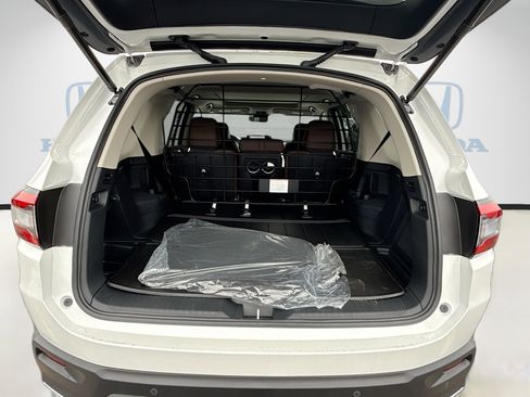 New 2026 Honda Pilot Touring image 22